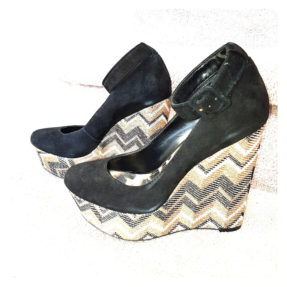 Sz 8.5 Jessica Simpson Platform Metallic Wedge